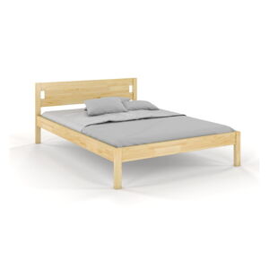 Dvoulůžková postel z borovicového dřeva 120x200 cm v přírodní barvě Laxbaken – Skandica